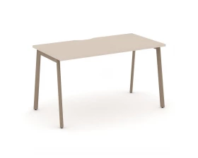 Стол рабочий с вырезом на плоскоовальной трубе 138x73x75 Estetica images